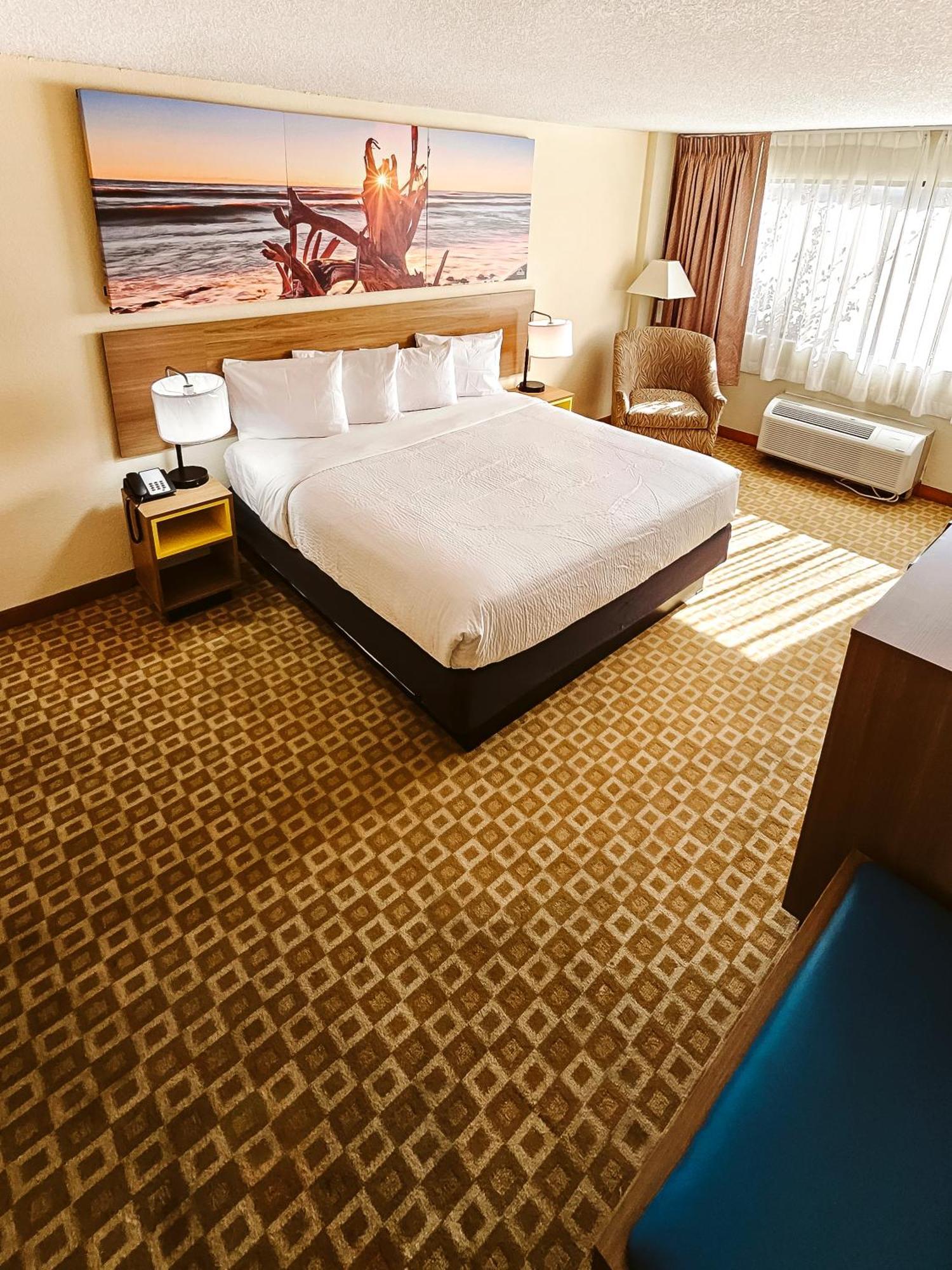 Motel Days By Wyndham Sherman