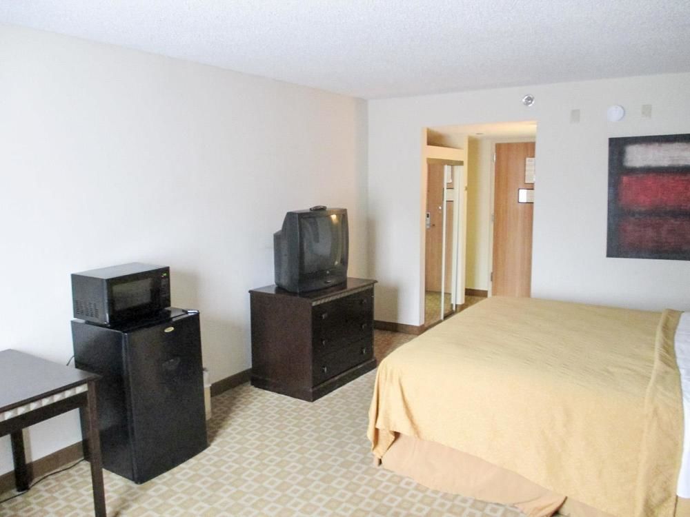 Days By Wyndham Motel